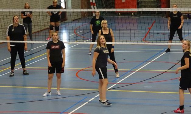 Dorpsvolleybal staat weer op het programma