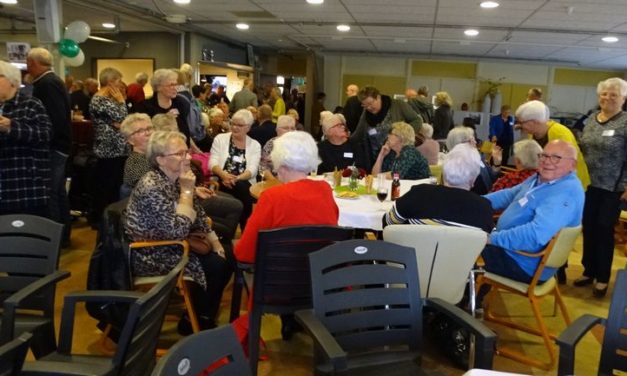 Reünie ‘Ut volk van over de brugge’ is groot succes