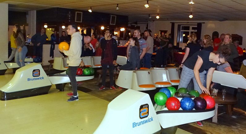 Bowlingtoernooi in volle gang