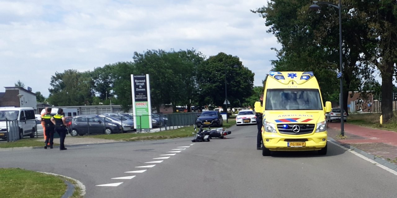 Motorrijder gewond op Parallelweg (update)