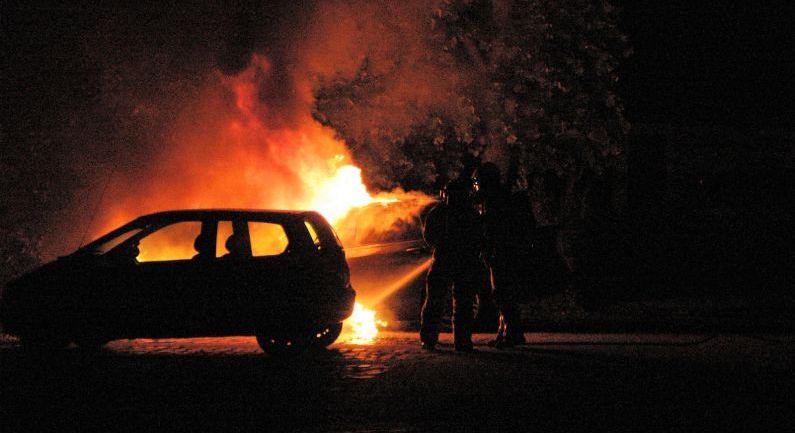 Auto aan Kromme Elleboog uitgebrand