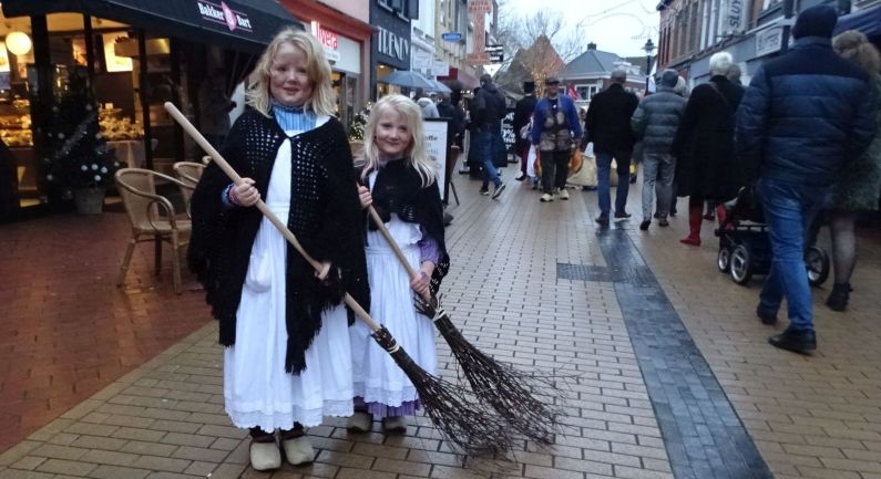 ‘Reuring in de veste’: nieuwe naam Dickensfestijn