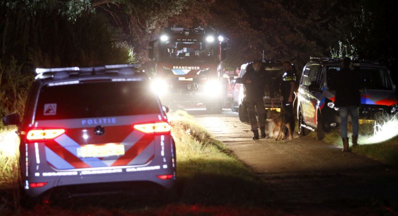 Politie onderzoekt locatie aan Eldijk: drugslab aangetroffen (update)