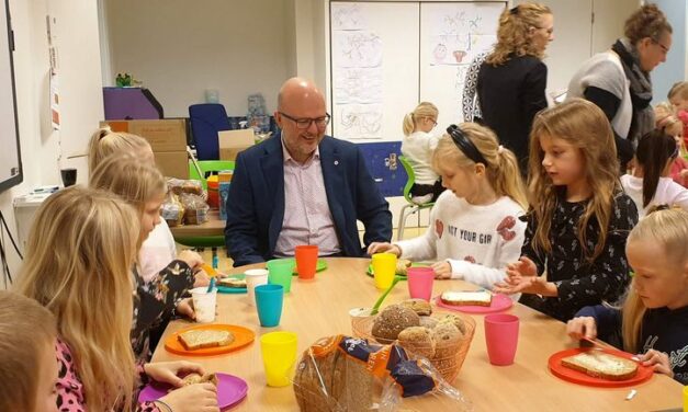 Leerlingen Panta Rhei genieten van Nationaal Schoolontbijt