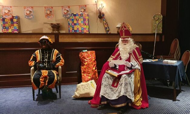 Sinterklaasbezoek aan Dalen valt in de smaak