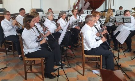 Volharding geeft concert onder leiding van nieuwe dirigent