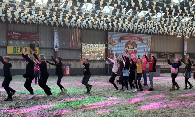 Oosterhesselen viert uitbundig feest