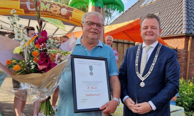 Gerrit Roest onderscheiden met medaille