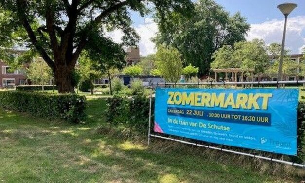 Zomermarkt in tuin De Schutse