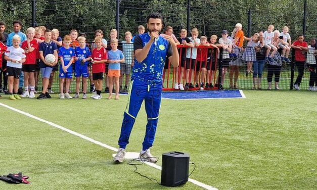 Touzani trekt veel publiek naar playground