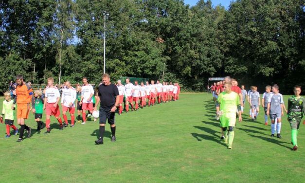 FC Wachtum viert jubileum met wedstrijden en feestavond