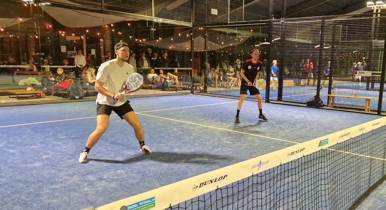 Mattheo Knoop en Robin Grit winnen padeltoernooi