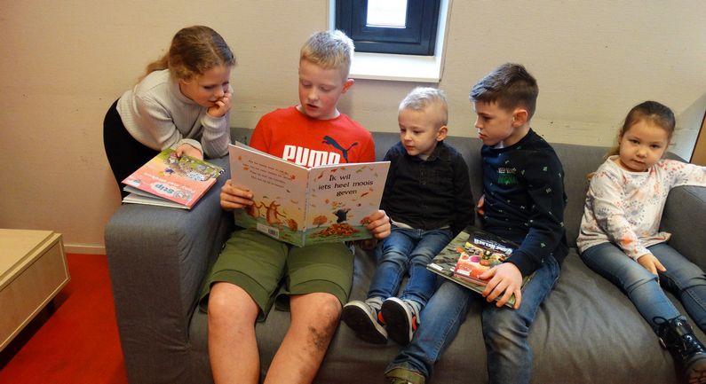 Parkschool heeft nu ook een Bibliotheek op School