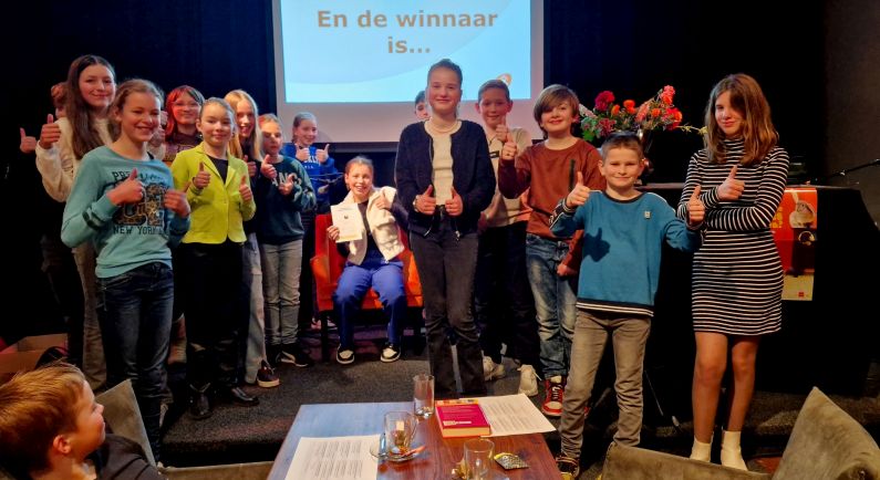 Jaylee Regtop is voorleeskampioen van de gemeente Coevorden