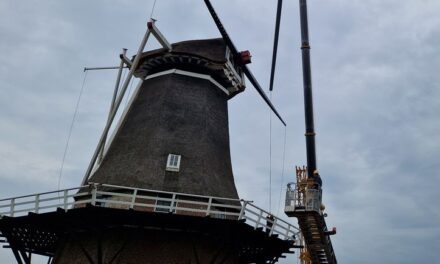 Sleener molen wordt weer voorzien van wieken