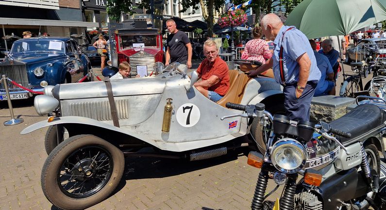 Oldtimerdag Coevorden blijft publiekstrekker