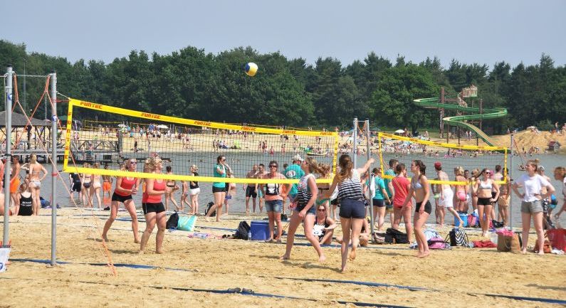 Beachvolleybal en festival gaan al jaren hand in hand