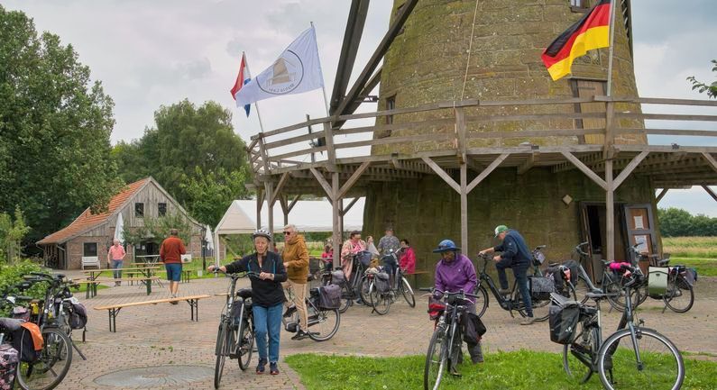 Drukte in Dalen bij start Fiets4Daagse