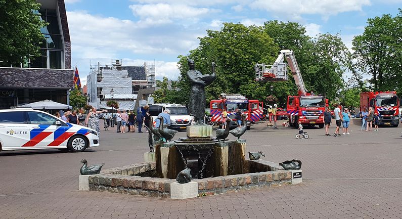 Redders-in-noodmiddag op de Markt