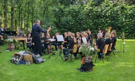 Crescendo verzorgt zomers concert