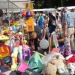 Rommelmarkt en bazaar bij Dorpskerk Sleen