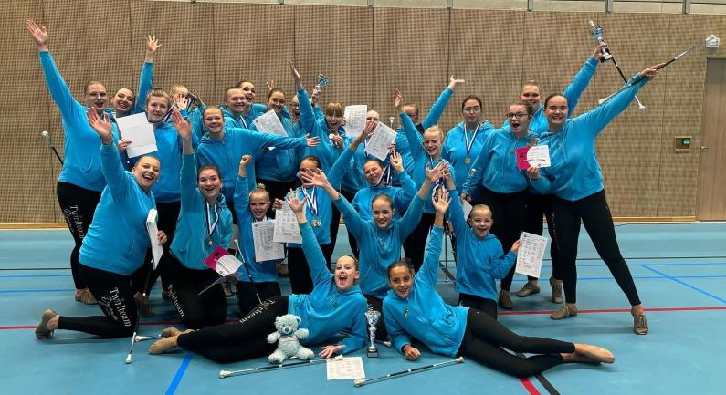 Twirlteam Dynamix op weg naar provinciaal kampioenschap