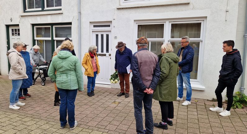 Twaalf Stolpersteine onthuld; de missie is bijna volbracht