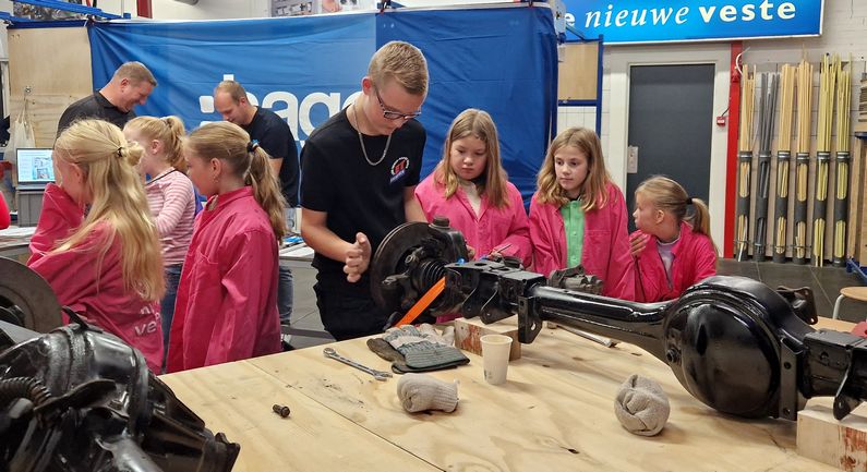 Grote belangstelling voor Dag van de Techniek in Nieuwe Veste