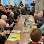 Kinderen BWB-school bezorgen kerstpost bij Selkersgoorn