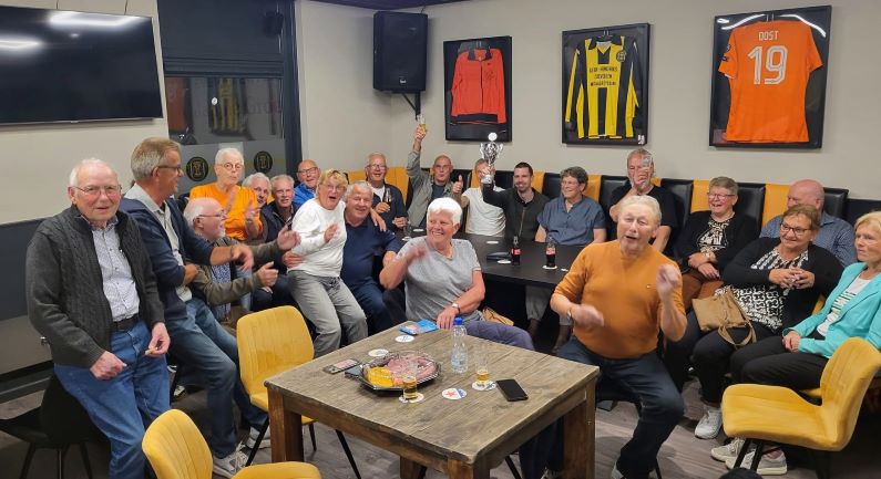Raptim wint de klaverjasderby tegen Germanicus