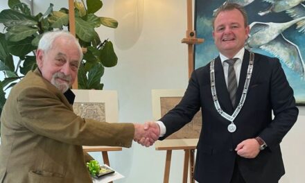 Stadshistoricus Gerrit Kleis schenkt unieke collectie aan gemeentearchief