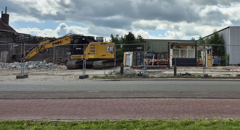 Voormalig tankstation Parallelweg gesloopt