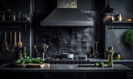 Zo voorkom je dat een zwarte keuken te donker wordt