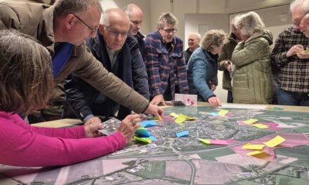 Drukte op inloopbijeenkomst wonen in Dalen