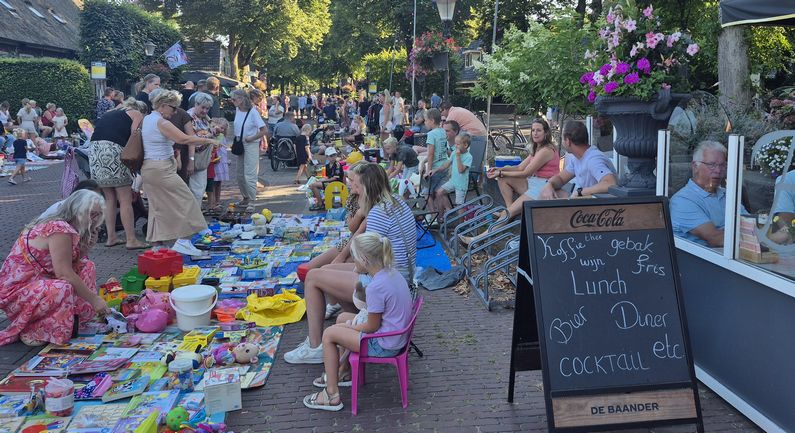 Kindermarkt Dalen goed bezocht